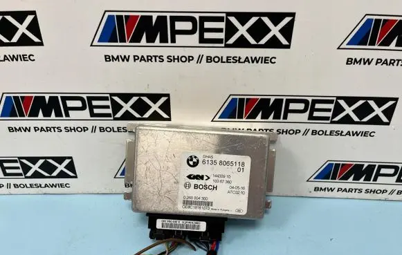 BMW M3 F80 Air suspension control unit module (rear) 8065118