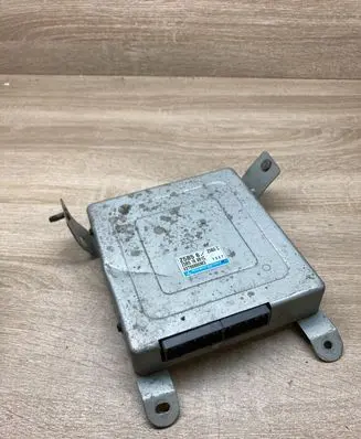 Mazda 323 Engine control unit/module ECU E2T86886M3 Z5B518881C