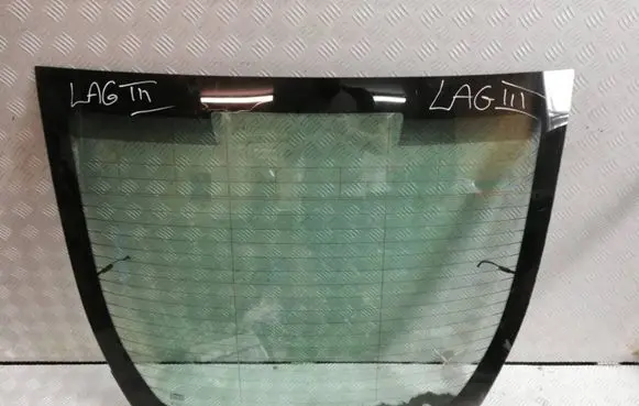 Renault Laguna III Rear side window