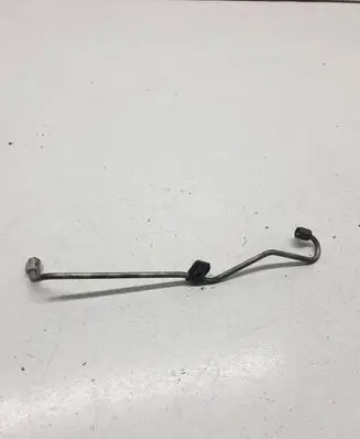 Toyota Corolla Verso AR10 Fuel injector supply line/pipe 