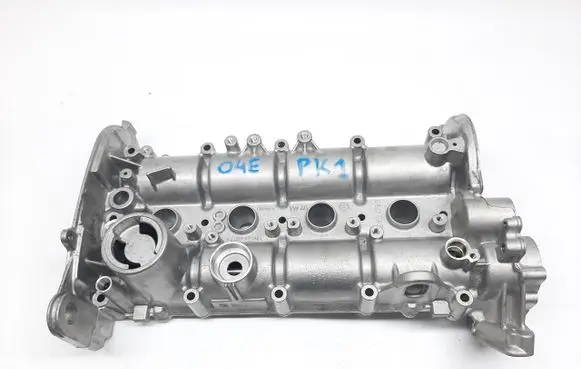 Volkswagen Golf VIII Engine head 