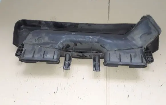 BMW X3 E83 Intake resonator 13713402849