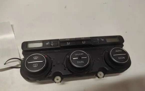 Volkswagen PASSAT B6 Climate control unit 746775