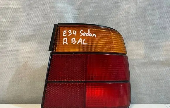 BMW 5 E34 Rear/tail lights 1384010R
