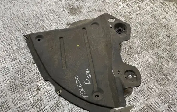Seat Toledo IV (NH) Rear bumper underbody cover/under tray 6RA825205C