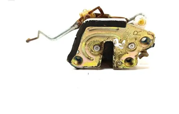 Mitsubishi Pajero Front door lock 