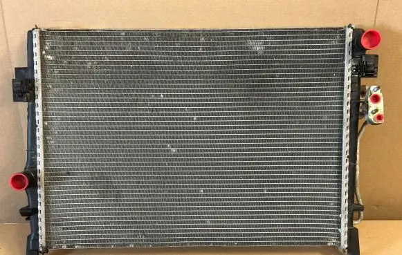 A/C cooling radiator (condenser)