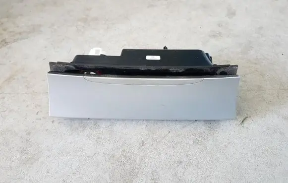 Volkswagen PASSAT B6 Car ashtray 