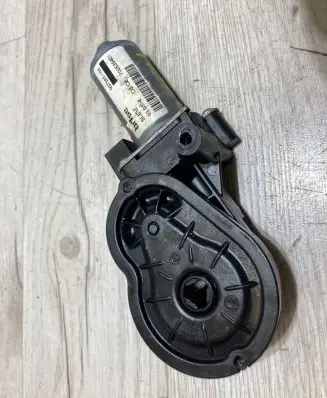BMW 5 F10 F11 Seat adjustment motor 921864102