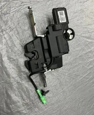 Volvo S60 Seat back rest lock catch 31436463 163219