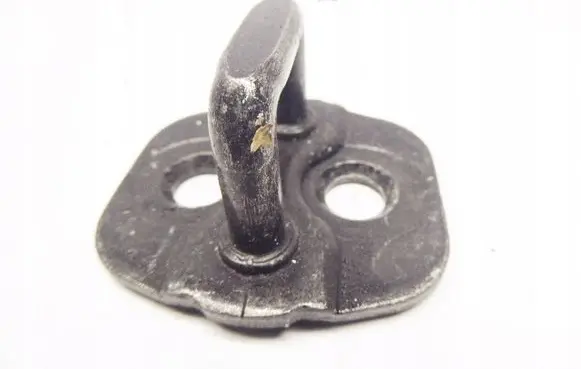 Nissan Qashqai+2 Front door lock loop/hook striker 