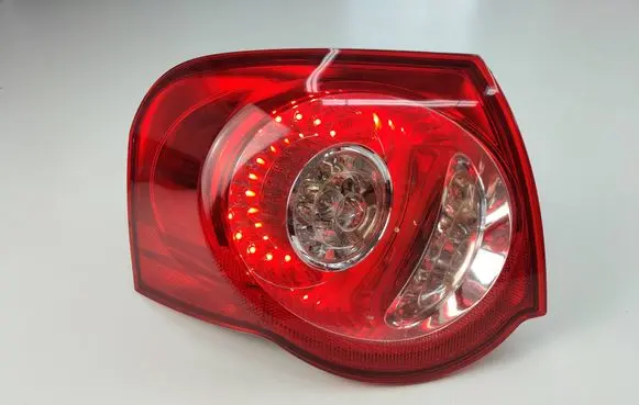 Volkswagen PASSAT B6 Rear/tail lights