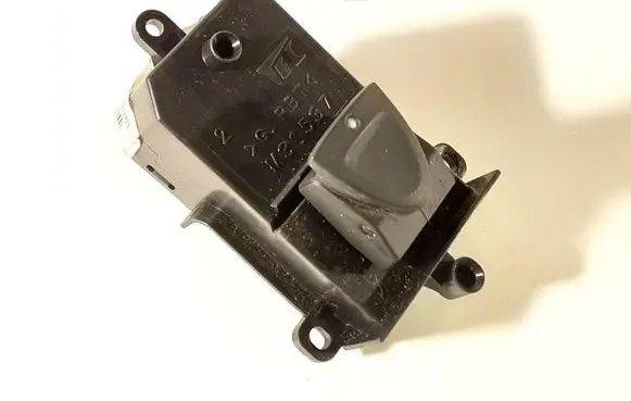 Honda Civic Electric window control switch M31537 NH608L M31538