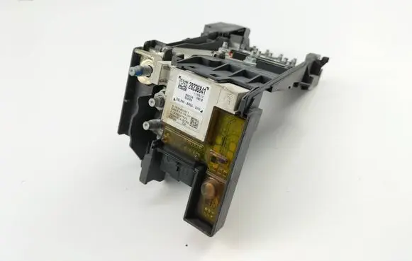 Peugeot 308 Fuse module 28236841