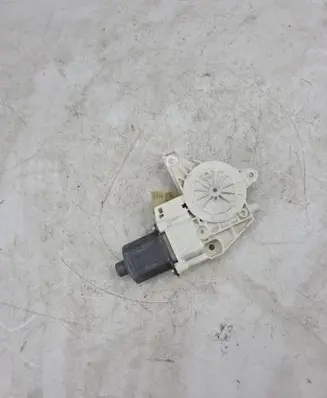 Mercedes-Benz ML W164 Rear door window regulator motor A2518200208 996149200