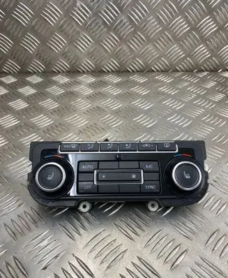 Volkswagen Tiguan Climate control unit 5K0907044GK