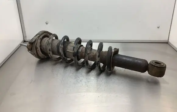 Toyota Corolla Verso AR10 Rear shock absorber with coil spring 