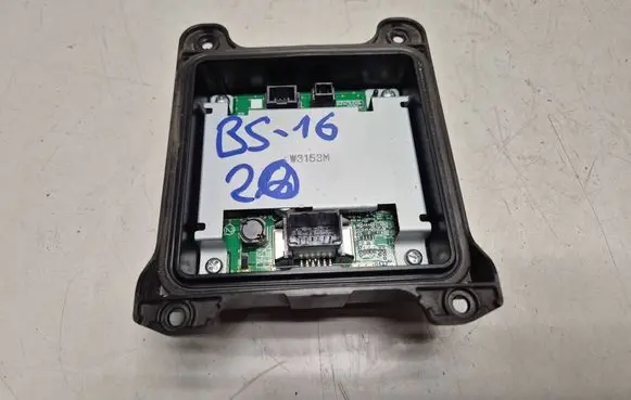 Mitsubishi Eclipse Cross Xenon control unit/module W3153M.BSP