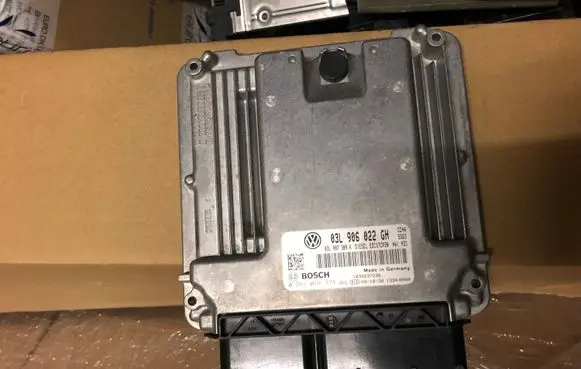 Volkswagen Transporter - Caravelle T5 Engine control unit/module 03L907309K 03L906022GH 0281116378