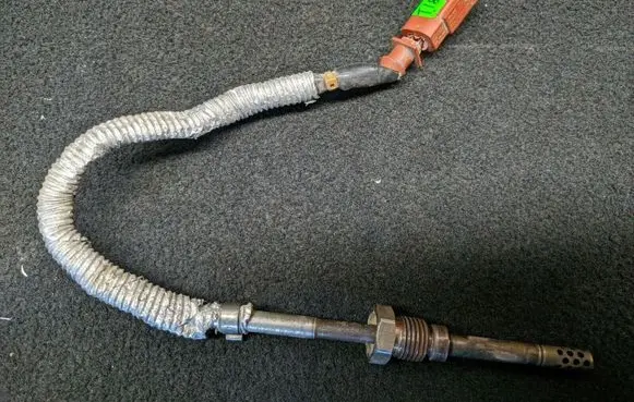 Audi A8 S8 D4 4H Exhaust gas temperature sensor 059906088BK
