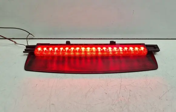 Audi A6 S6 C6 4F Third/center stoplight 4F5945097 3C3X13A613AL