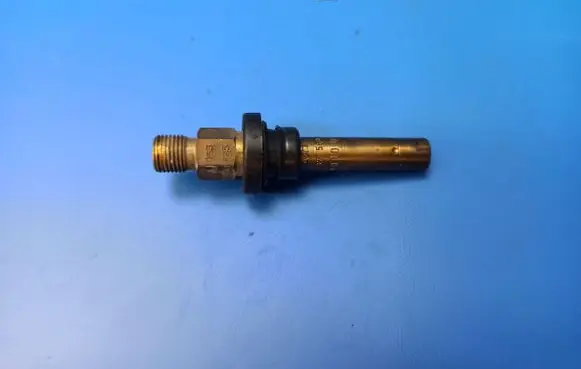 Mercedes-Benz 380 560SEC C126 Fuel injector 0000785823 0437502054