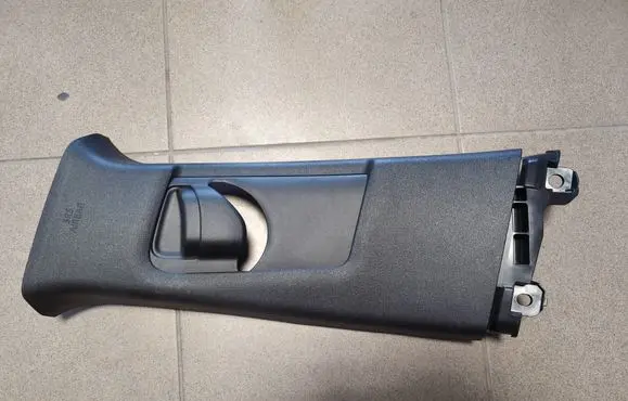 Toyota bZ4X (B) pillar trim (top) 7302412020