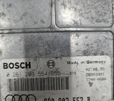 Audi A4 S4 B5 8D Engine control unit/module 8D0907557B 26SA3901 0261203554