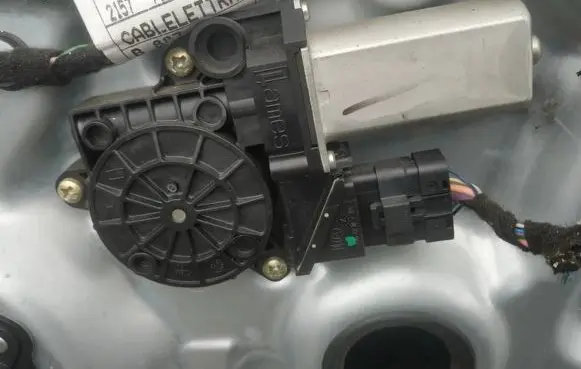 Fiat Croma Rear door window regulator motor