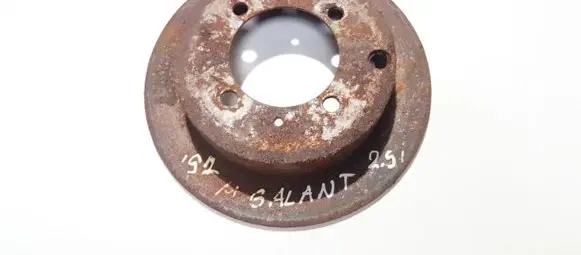 Mitsubishi Galant Rear brake disc neventiliuojamas
