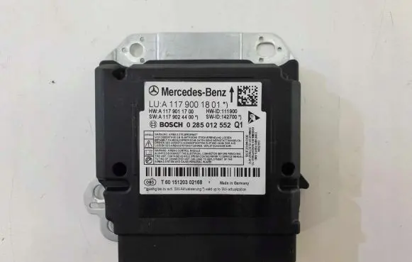 Mercedes-Benz A W176 Airbag control unit/module A1179001801