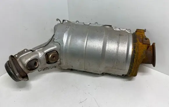Toyota Land Cruiser (J150) Catalyst/FAP/DPF particulate filter 