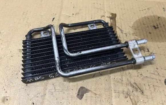 Mercedes-Benz S W221 Power steering radiator A2215000500 2215000500
