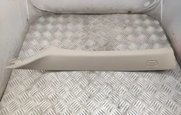 BMW 7 F01 F02 F03 F04 (A) pillar trim 7112735