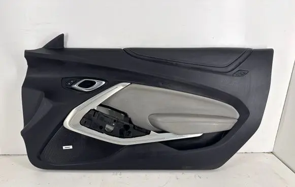 Chevrolet Camaro Front door card panel trim 84031826 84084220