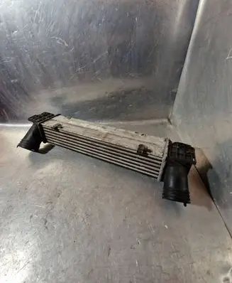 BMW 3 E90 E91 Intercooler radiator 7798788