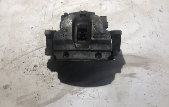 Volvo XC90 Front brake caliper 31665741