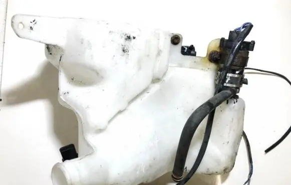 KIA Clarus Windshield washer fluid reservoir/tank 060351673 060351-673