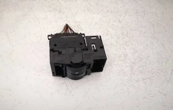 Seat Leon (1P) Headlight level height control switch 5P0919094A