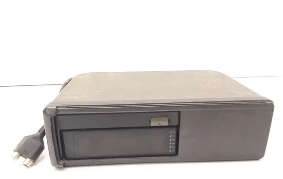Alfa Romeo 166 CD/DVD changer 5WK78170 60658301 6561104091