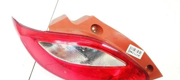 Mazda 2 Rear/tail lights D6515116