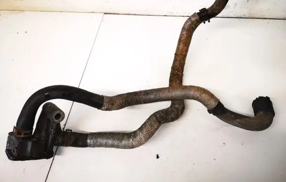 Opel Zafira A Engine coolant pipe/hose 24437333 90573652