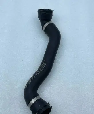 Mercedes-Benz C W205 Engine coolant pipe/hose A2055013182