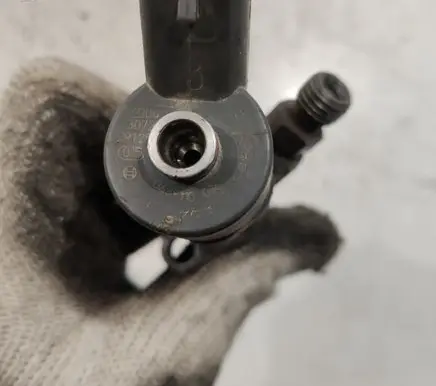 Peugeot 807 Fuel injector 0445110036 9637277980