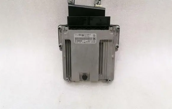 Land Rover Range Rover Sport L494 Engine control unit/module CPLA12B684YE