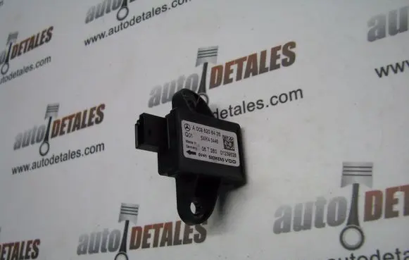 Mercedes-Benz GL X164 Airbag deployment crash/impact sensor A0038208426