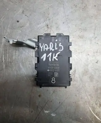 Toyota Yaris Gateway control module 8910052030