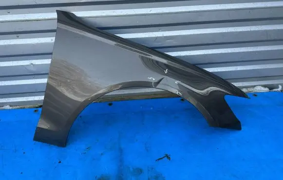Audi A6 C7 Fender