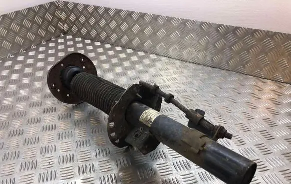 Ford Mondeo Mk III Front shock absorber/damper