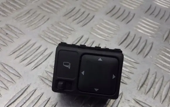 Nissan Micra Wing mirror switch
